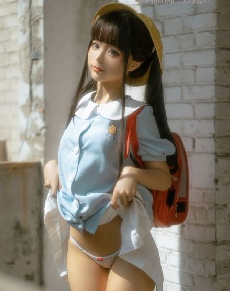无尽裸体触手视频_720完整版观看