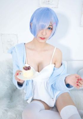 烈焰红唇香港版_超清手机在线看